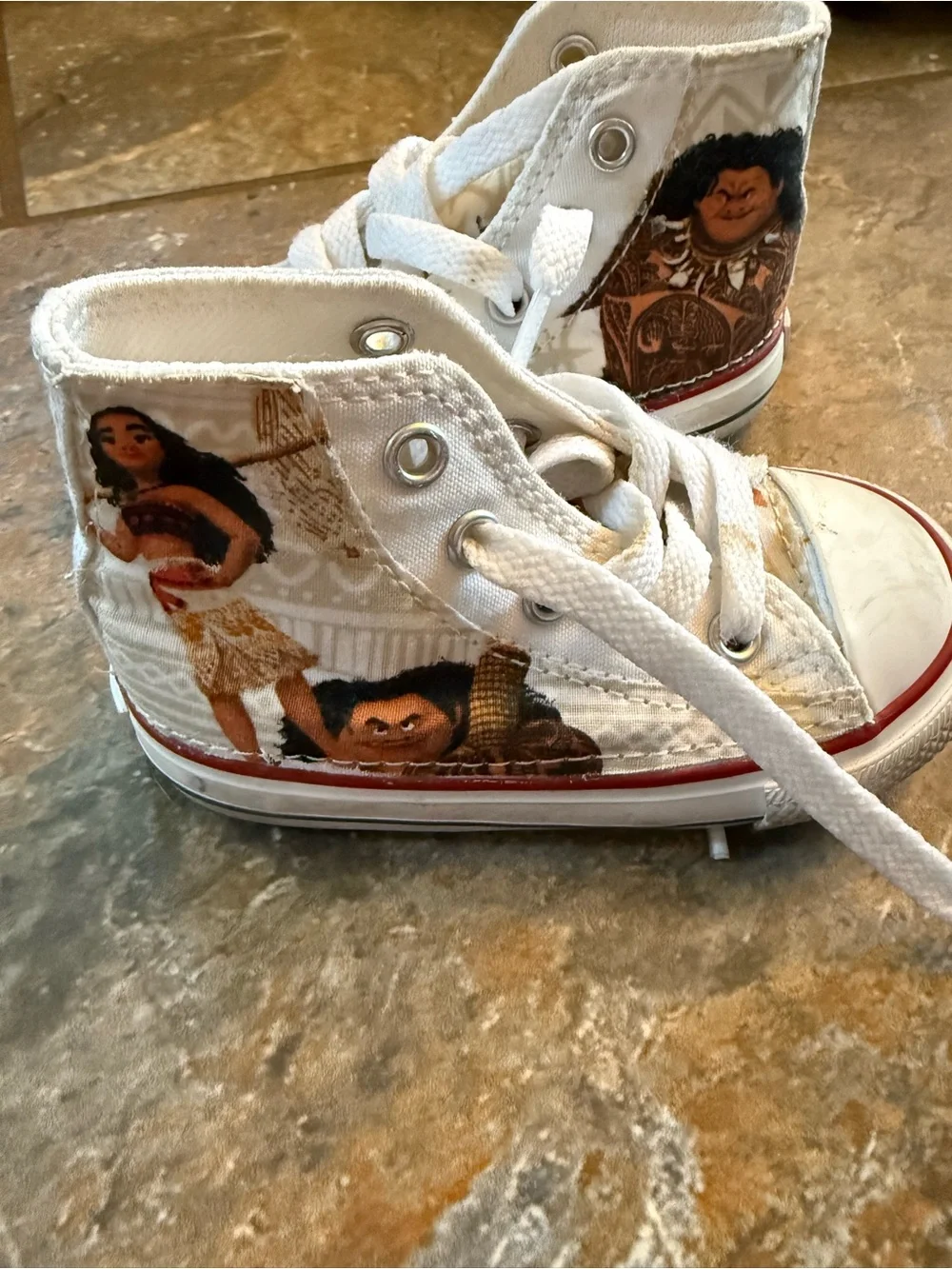 Toddler Moana Converse Size 5